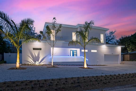 The Palace on Clematis - 2585