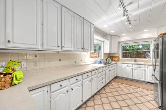 Original Beach House - 6920