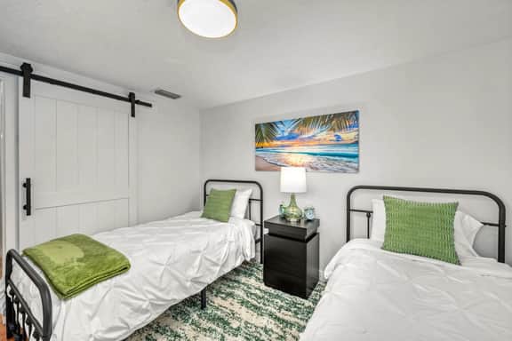 Bay Breeze Bungalow - 1713